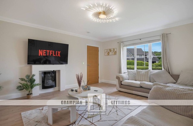 Deeside Brae Villa | Grampian Lettings