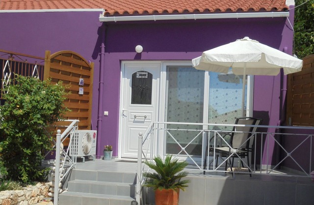 Delightful Holiday Cottage Finished To A Very High Standard.