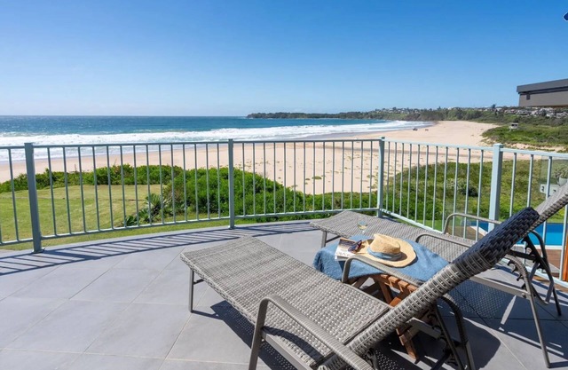 Dellwood – absolute beachfront on Jones Beach