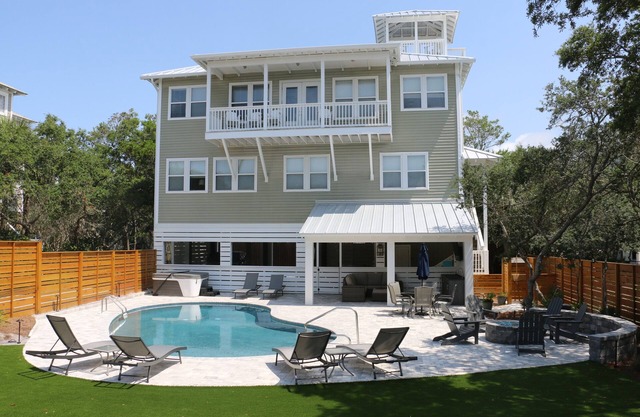 'Delta Dunes' Gulf Trace; 3 min walk to beach; private pool; renovated 2023; 4/4