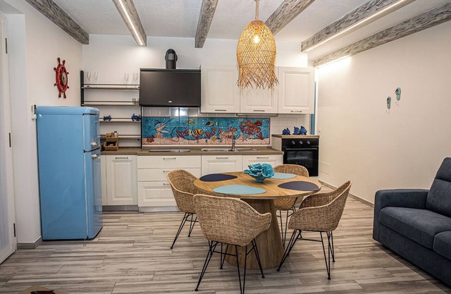 Deluxe Libeccio Apartment