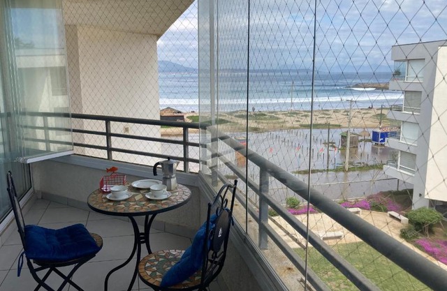Depto Molles con vista al mar