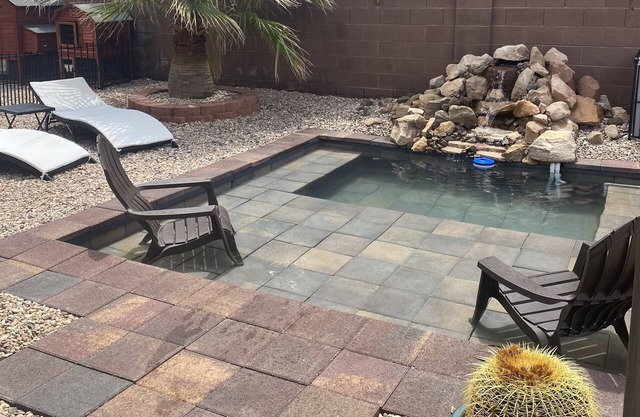 Desert Hideaway RV Inn *Pets Welcome{no fee}* Stone pool w/relaxing Waterfall