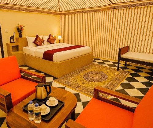 DESERT OVERNIGHT LUXURY CAMP & ReSORT