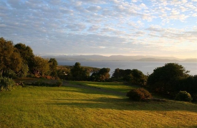 Designer Home on Dingle Bay - Modern Meets Traditional nEarly booking discounts