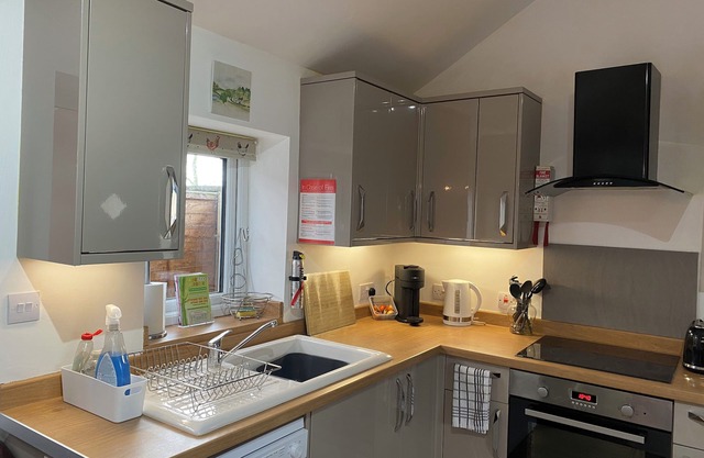 Detached Holiday Home in Norfolk/Cambridgeshire,sleeps 4 great for children/pets