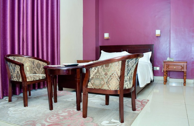 DIAMOND HOTEL - KAMPALA