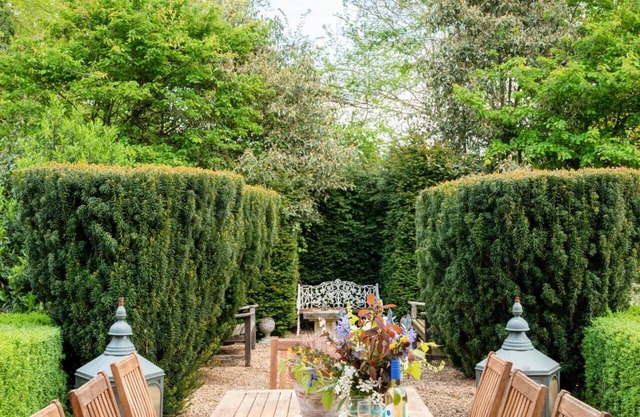 Dilham House - Four Bedroom House, Sleeps 8