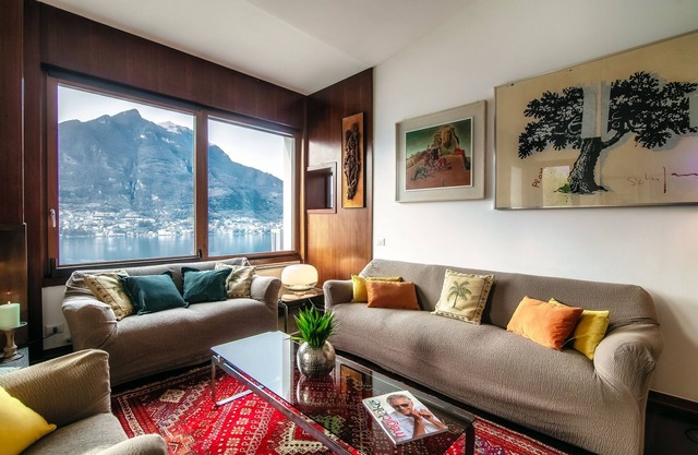 Doctor's House, private parking and view