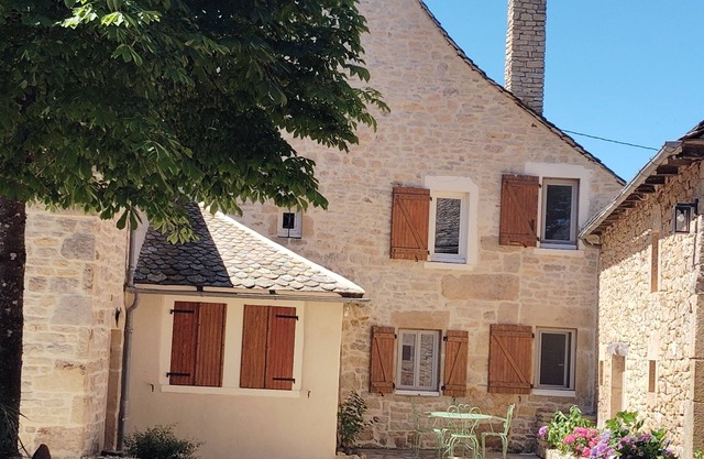 Domaine de Majorac Estaing Aveyron Gîte n°2 "Le 1741", certified and listed gîte