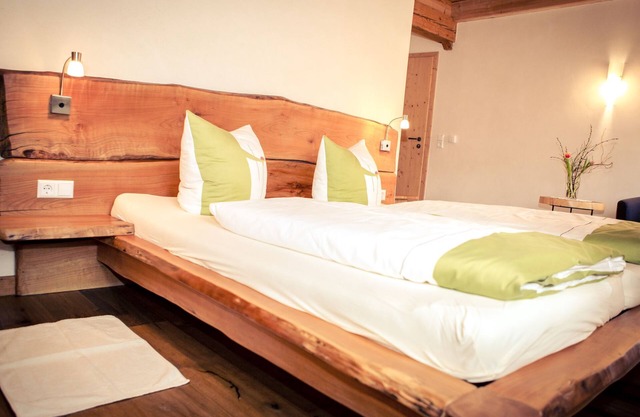 Doppelzimmer mit Dusche und WC