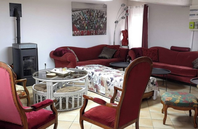 Dormitory Style 14 beds