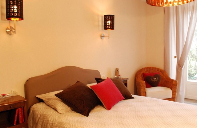 Double room-Cottage-Ensuite with Bath-Park view