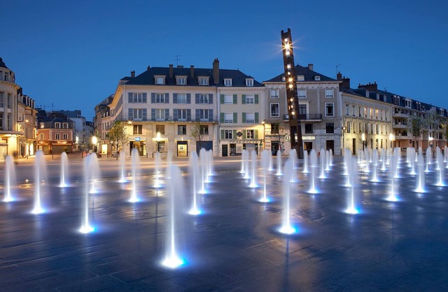Downtown apartment - Drouaise - mezzanine - sleeps 4