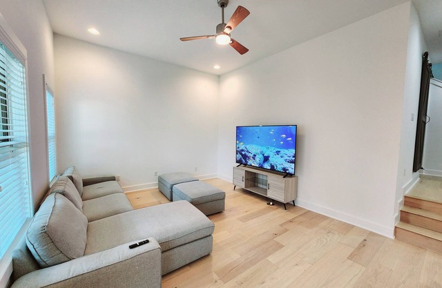 Downtown Stay in East Austin @ 12th Street