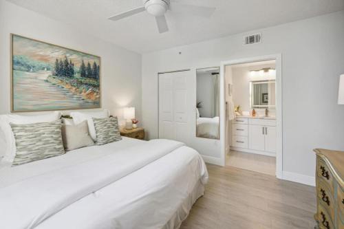 Downtown WPB Condo at the Square