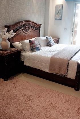 Dreamland Cosy 2 BR with garden and pool access
