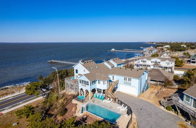 Duck Blind: Coastal Views, Infinity Pool, Spa, Sauna & Game Room
