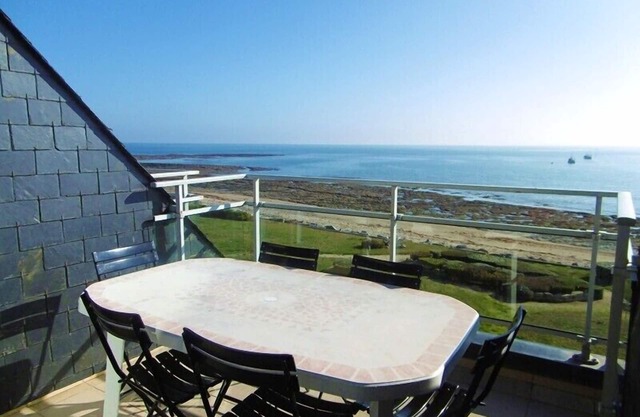Duplex 3 rooms 4 to 6 people Beautiful sea view