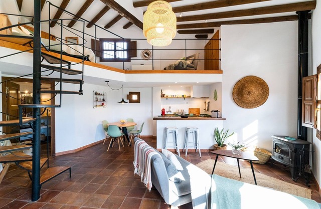 Duplex loft in nature with garden and pool