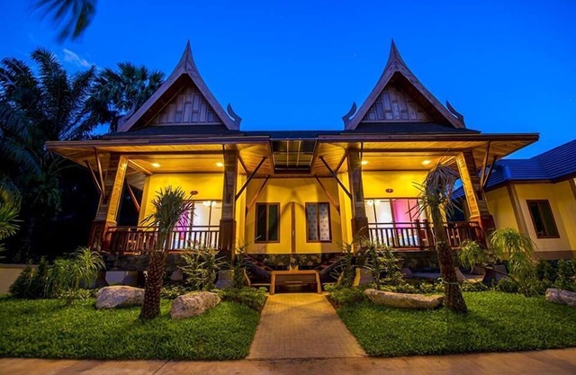 Dusit Phuphaya Resort