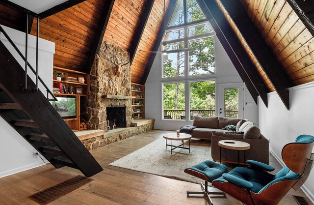 Echo Point: 3 BR, 2.5 BA in Jasper, Sleeps 12