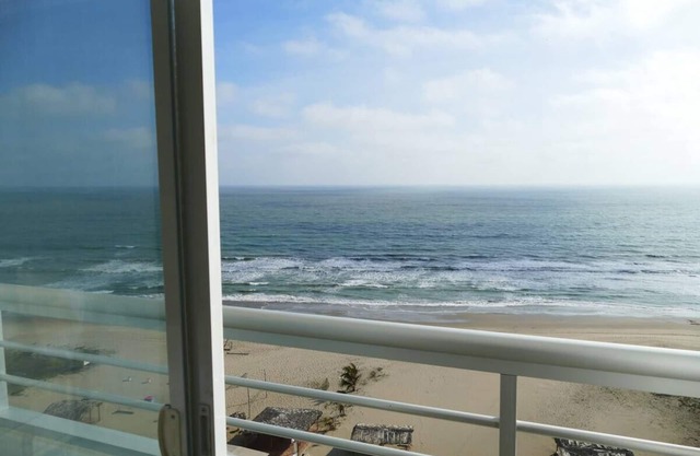 Ecuabook Departamento Familiar balcon vista Mar y Playa 305
