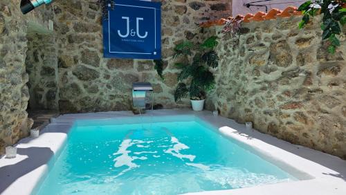 El Edén Casas Rurales con Piscina y Jacuzzi