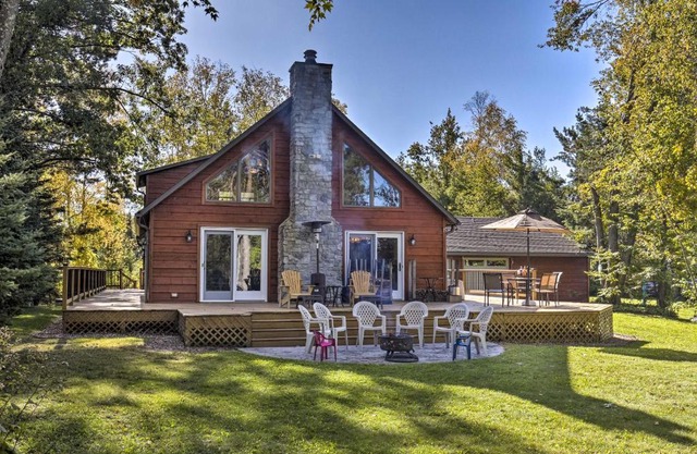Elcho Escape with Private Dock on Post Lake!