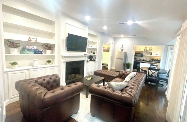 Elegant Guest Suite Wellesley