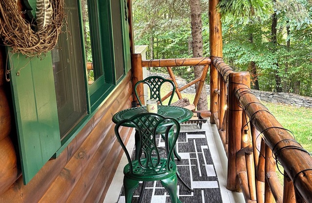 ELEGANT LOG CABIN.PRIVATE, QUIET. Great wi-fi, Clean. Heaven.