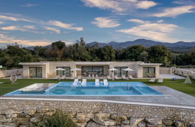 Elira Luxury Villa - With Private Pool