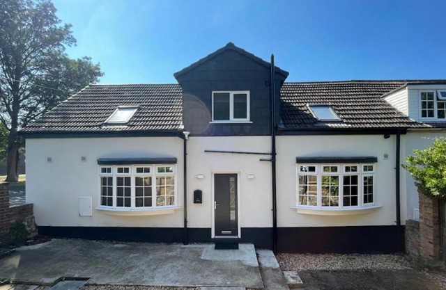 Elms Cottage