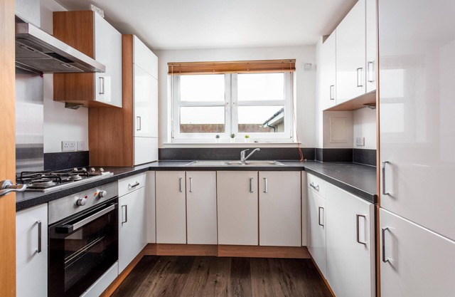 Elms Way No33 - Donnini Apartments