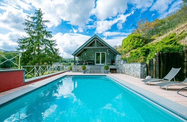 Enjoy Cottage with private pool