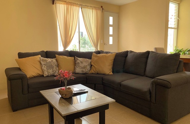 Entire apartment near airport