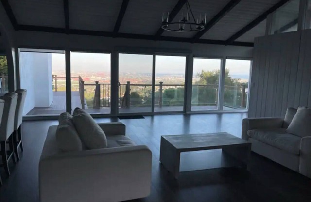 Entire gated house, Ocean view near resort and golf course