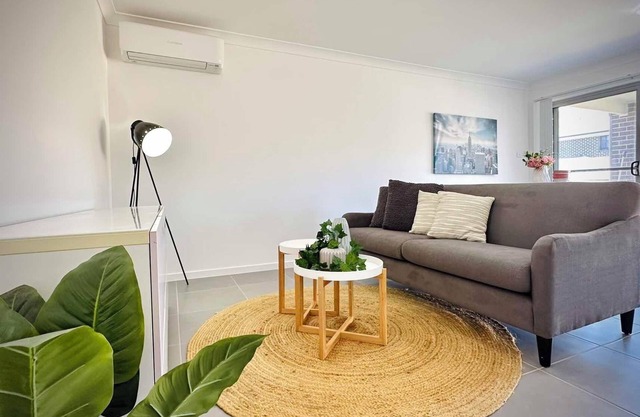 Entire home in Edmondson Park, Australia