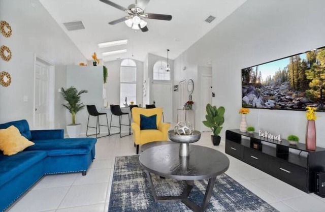 Entire House with Private Pool in Four Cornersn