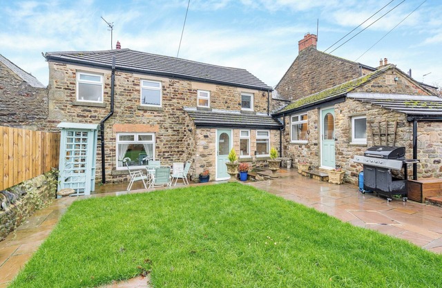 Escape to Ivy Cottage in Stanhope, County Durham.