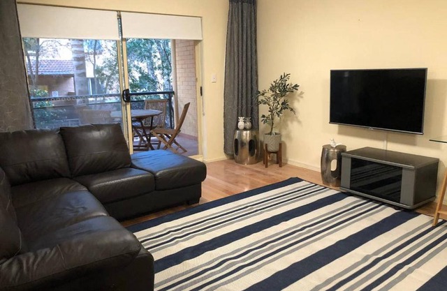 Escape to Strathfield for 8 guests