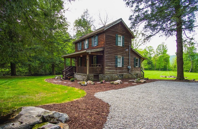 Escape to this cozy cabin in the woods!