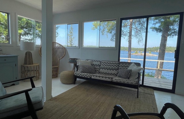 Escape to Your Very Own Private and Cozy Island with 360 Lakeviews