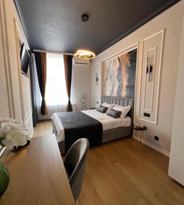 Euphoria Apartments