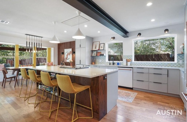 EV Ready Chic WFH Oasis Covered Patio and Pets Ok