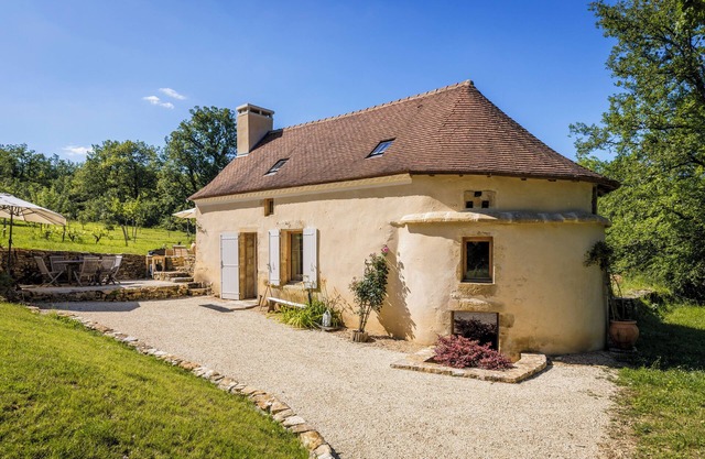 Exceptional PIGEONNIER in Périgord