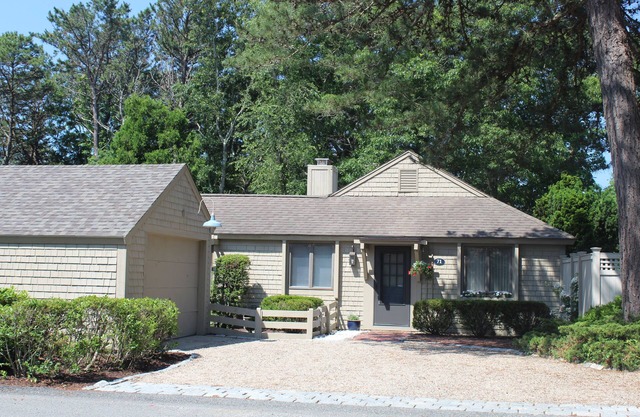 Exceptional Mews Villa in New Seabury w/Patio and Community Summer Pool