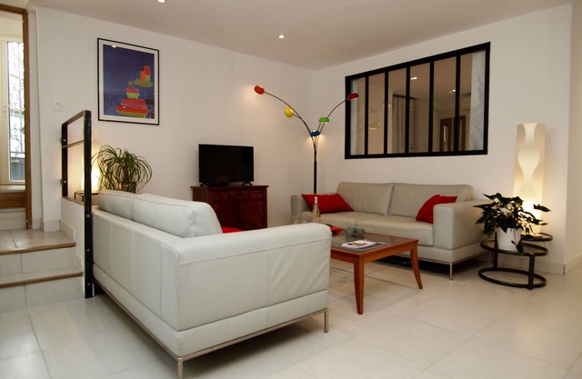 Exceptional : Quiet apartment 600m from the historic center (73m2-4 pers.)