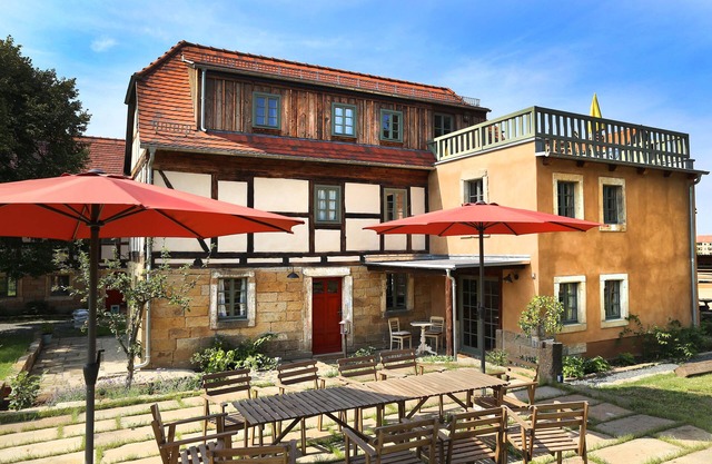 Exclusive 4-star holiday home for 8-12 people on historic Dreiseithof