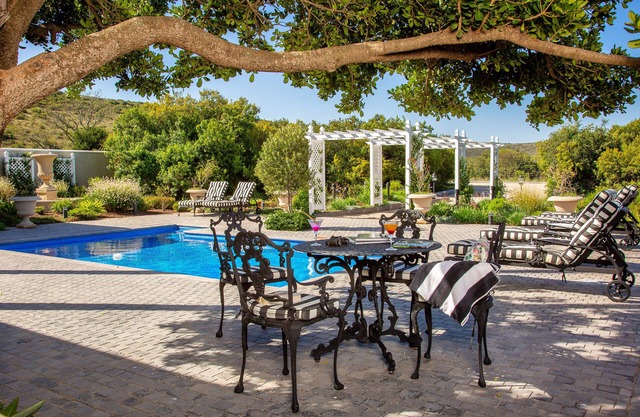 Exclusive-use luxury private villa in world renowned Big 5 game reserve